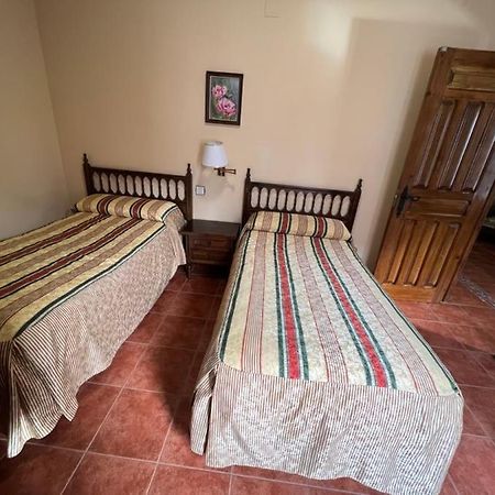 Apartamentos Turisticos La Posada Оропеса Екстериор снимка