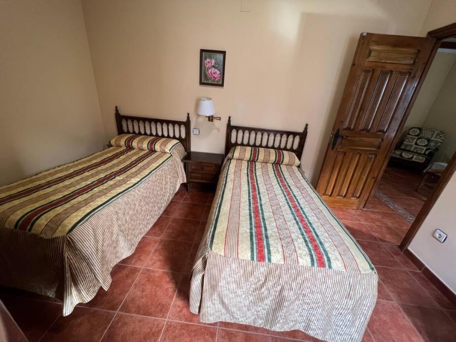 Apartamentos Turisticos La Posada Оропеса Екстериор снимка